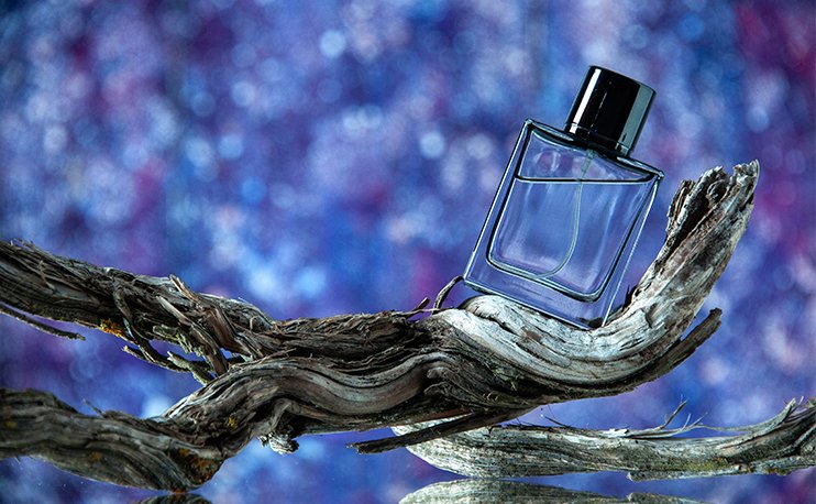 Oud Al Layali Perfume Testimonial Banner